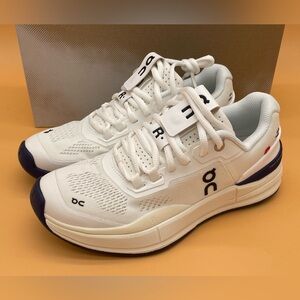 Size 6 On Women Roger Pro Hard Court Tennis Shoes White Acai Sneakers